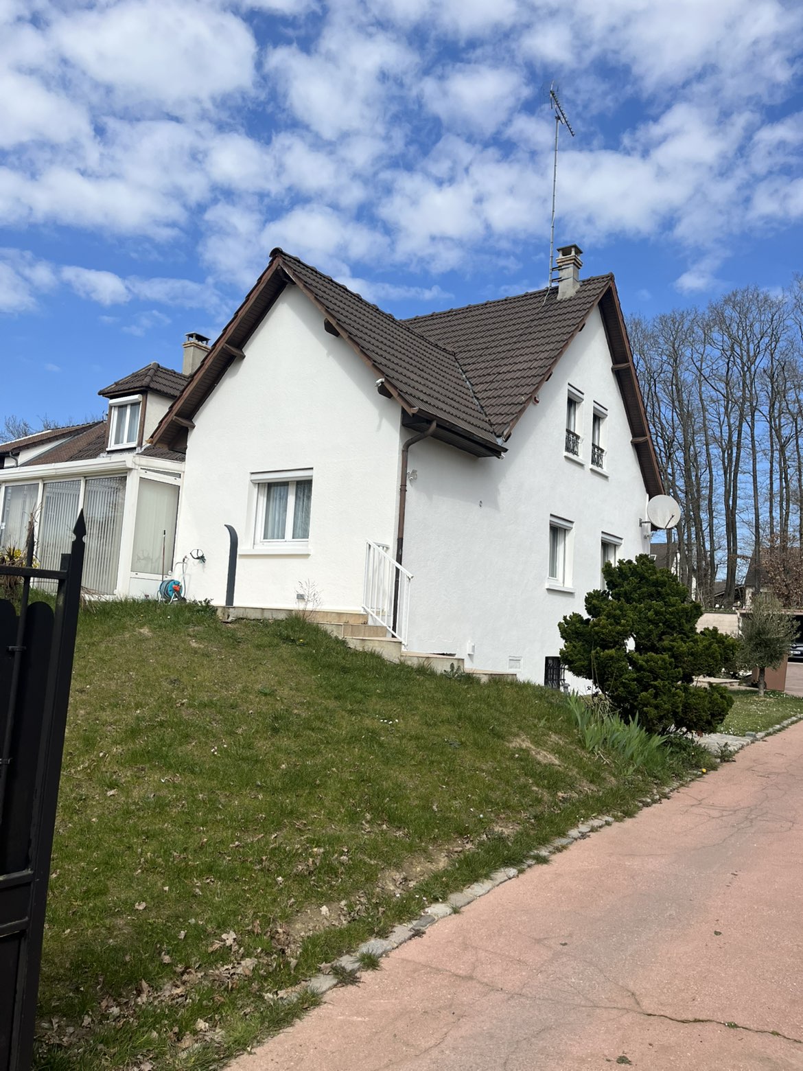 Résultat d'une rénovation extérieure à Sainte-Geneviève-des-Bois